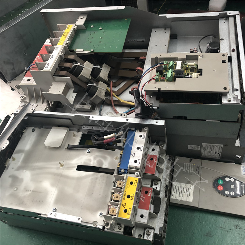 �����ŷ�׃�l���S��ADL/ADL200/ADL300׃�l������