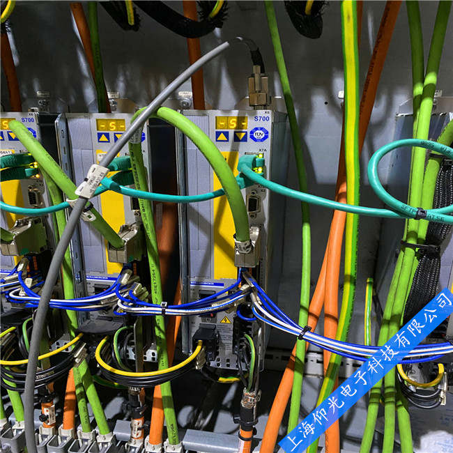 �Ơ�Ħ�� Servostar 600ϵ���ŷ����ϾS�� 601ϵ���ŷ�����Ҋ���ψ󾯴��a����F02