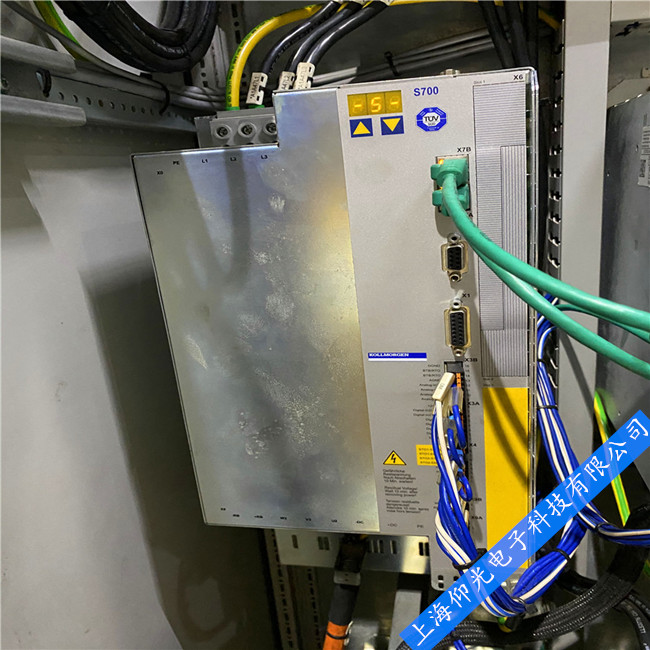  �Ơ�Ħ��S700�ŷ��(q��)����ָʾ��һֱ�W���ϾS�� 670-s67001����r(ji��)��