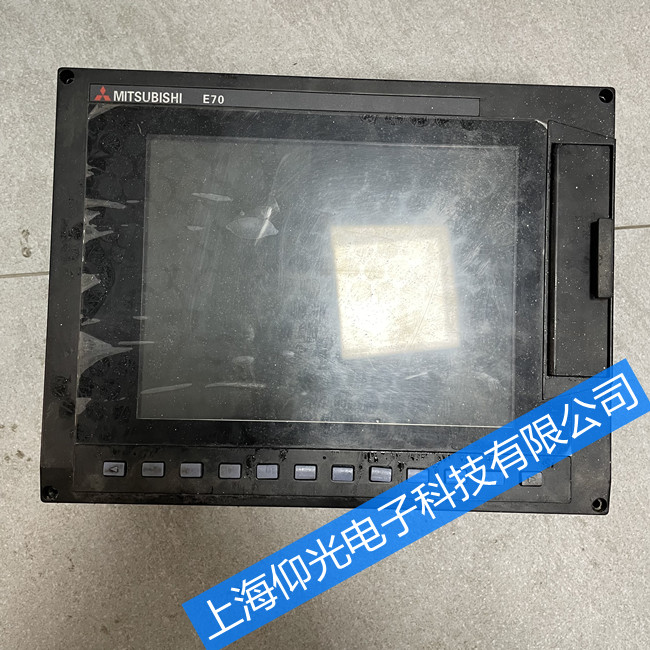 ���┵��ϵ�yE70�@ʾ���S�޳�Ҋ����