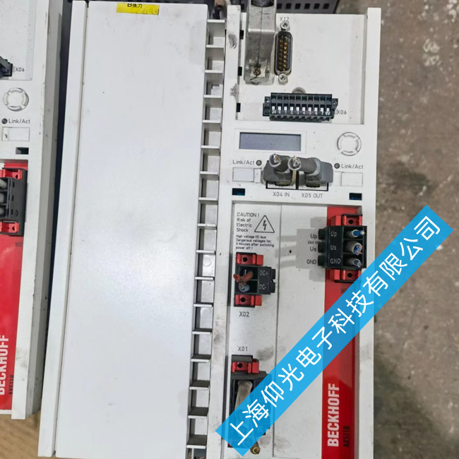 ��ɽ����AX8000�ŷ������S��-�_�C��F70E/F70F��ô�k��