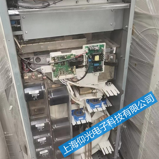 ABB׃�l���S�ޱ��B(y��ng)�o(w��)�aACS800-17LC-0210-7���F(xi��n)��(b��o)��7121�S��