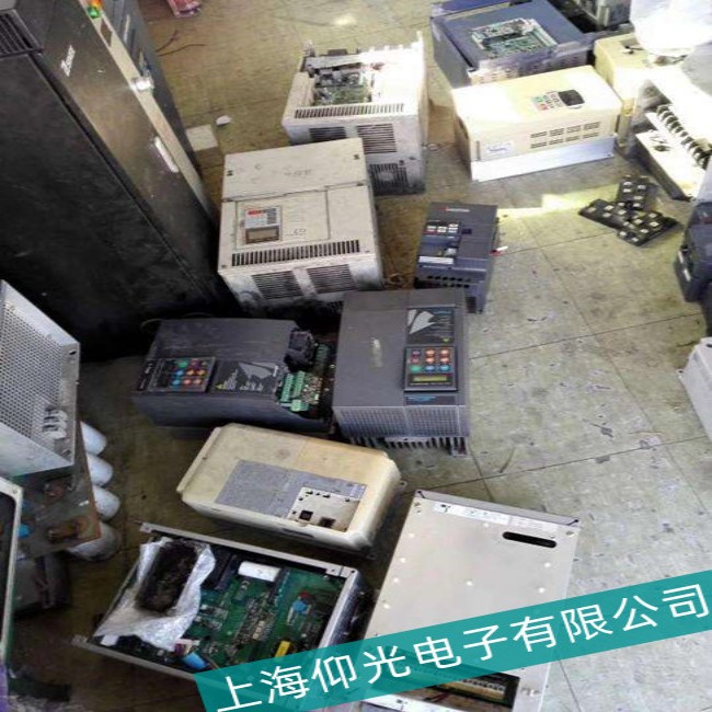 �����촬�S����׃�l�����ψ�LF�S��/�Ϻ��S�޷���(w��)�c