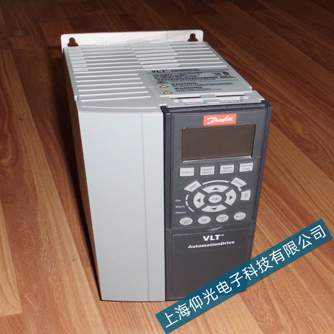 ����˹׃�l���^����ϾS�ޙz�鲽�E