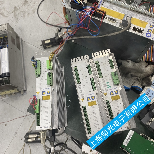 ɽ�|���u�Ơ�Ħ���ŷ�������Ҋ�󾯴��a��ȫһ�[