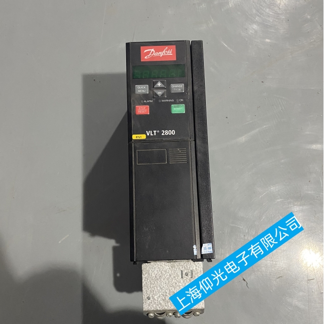 ��(j��ng)������������˹׃�l��Һ���@ʾ���ϳ��F(xi��n)Alarm8��ô�S�ޣ�-�Ϻ�����