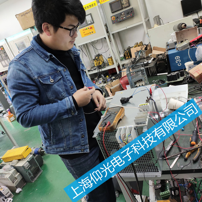 Rexroth��ʿ��DKC�ŷ������@ʾ�󾯴��aF2816�S��