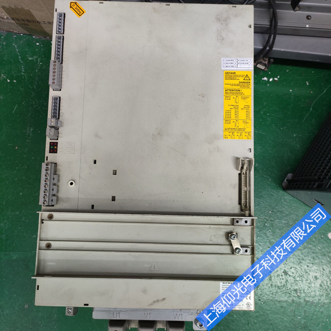 �������T���ŷ��������@ʾ�S��-611Uϵ�Ј�033�S��