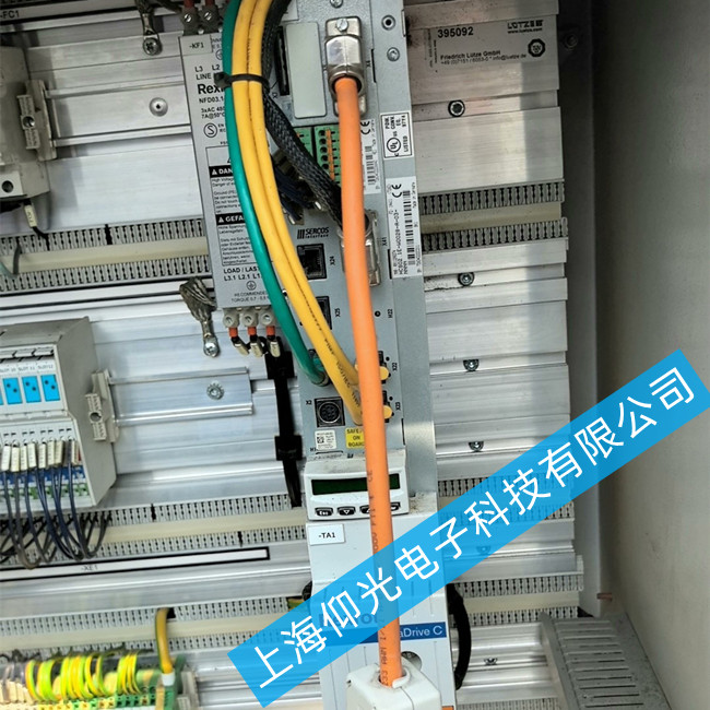 ��ʿ���ŷ������S��,�����������ٽ�Q8022����